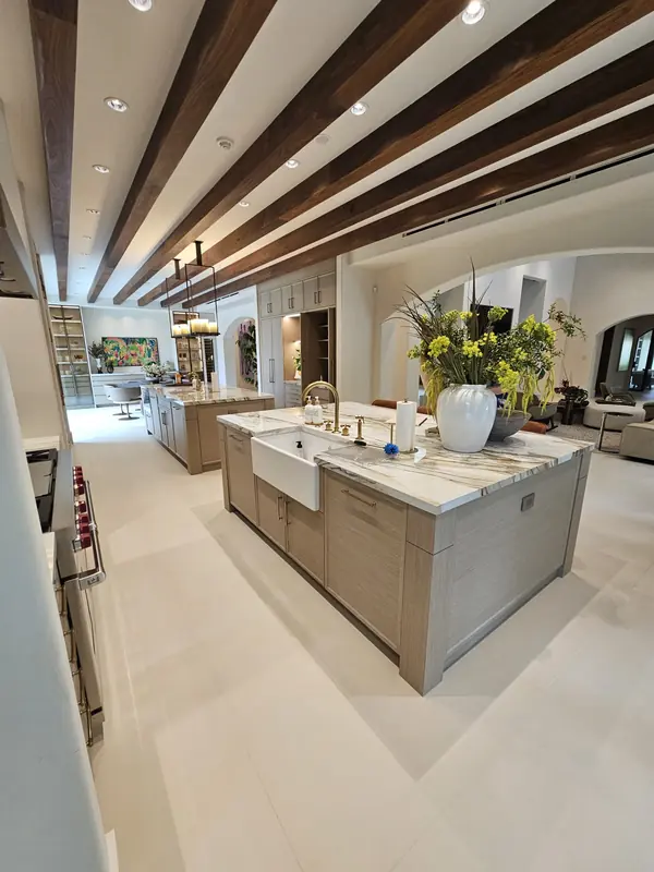 Kitchen with wood beams — LAM Paint Services project (interior)